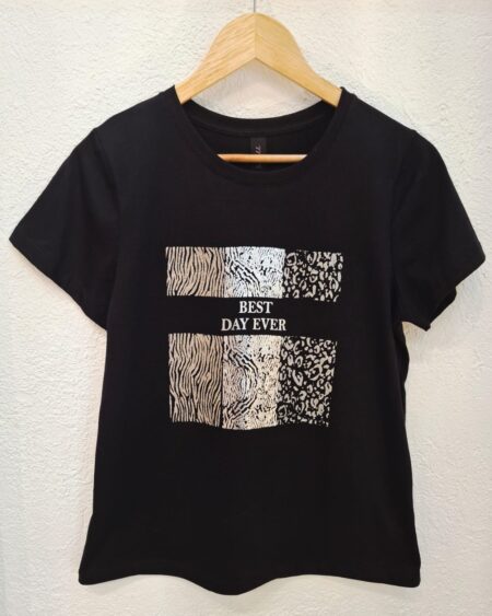 Remera cuello redondo Best Day