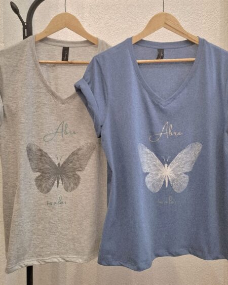Remera V talle especial Abre