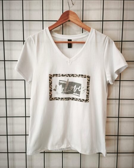 Remera clásica V Loves Cuadro Print